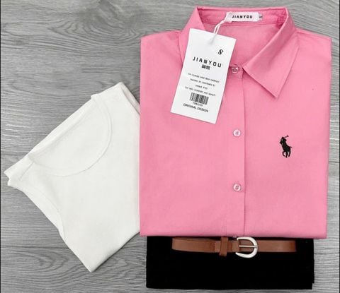 TB8313-Set áo sơ mi Hồng thêu ngựa+áo thun 3lỗ+quần short Đen +nịt
