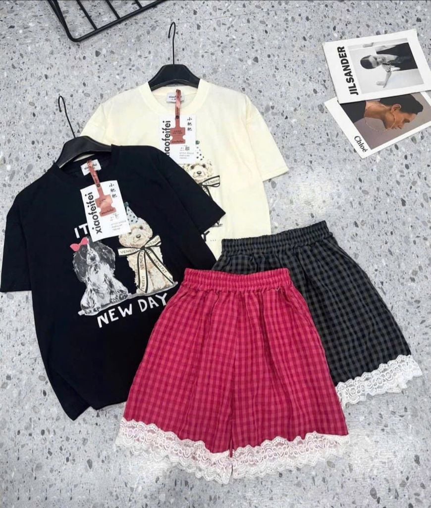 SKY8399-Set áo thun đen in cún, quần short caro phối ren Hồng