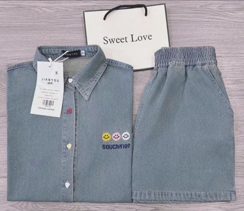 TB8376-Set jean, áo sơ mi thêu mặt cười+quần short Xanh Nhạt
