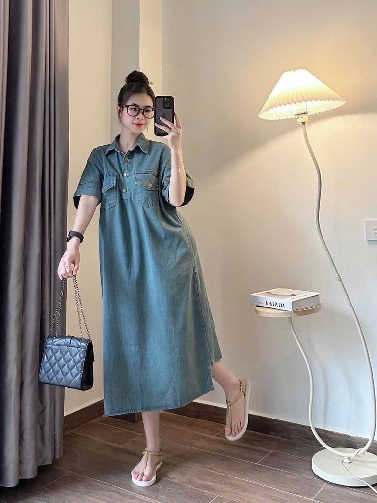 TB8161-Đầm Jean suông cổ sơ mi phối túi CC
