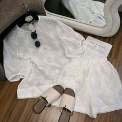 TB8372-Set thêu hoa CC , áo tay lỡ + quần short Trắng