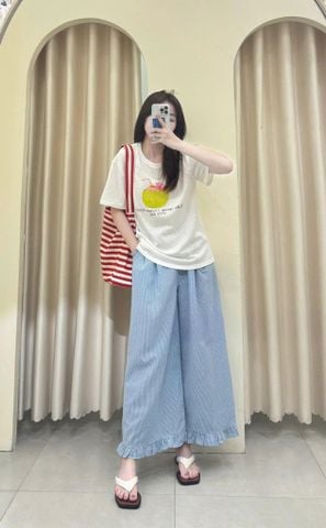 TQ4332-Set áo thun trắng in hình, quần dài caro xanh