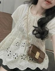 TQ4325-Set áo trắng thêu hoa lỗ, quần short Đen