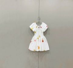 KS0873-Đầm ngắn cổ V nhúng bèo họa tiết hoa
