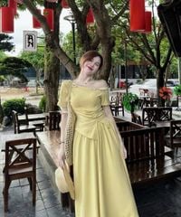 KS0877-Set áo kiểu lệch vai viền cổ đính charm, CV dài Vàng