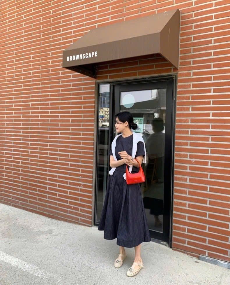 KS0872-Set jean, áo phối nút sau lưng+CV xòe CC