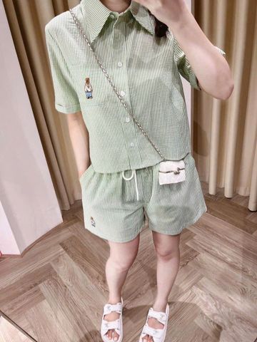 TB8506-Set áo sơ mi+quần short kẻ sọc thêu gấu Xanh Lá