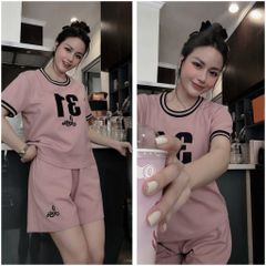 VGU0478-Set áo phối viền số 31, quần short thêu chữ Hồng