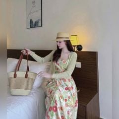 VRA0646-Set váy 2 dây hoa Đỏ+áo khoác Kem