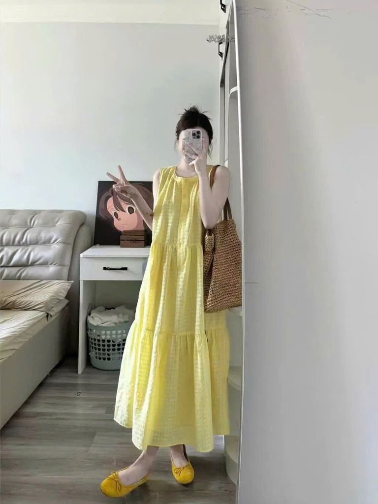 KS0865-Đầm suông phối nút Vàng