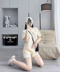 KS0867-Set thun, áo thêu chữ+quần short Kem