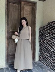 TB8504-Set áo sát nách nhúng bèo phối nút sau lưng +CV dài Nâu