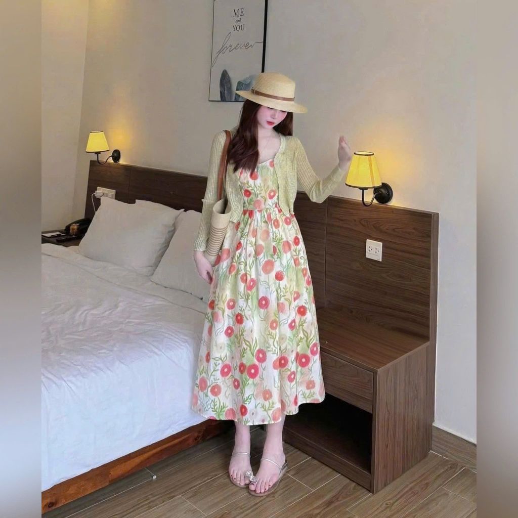 VRA0646-Set váy 2 dây hoa Đỏ+áo khoác Kem
