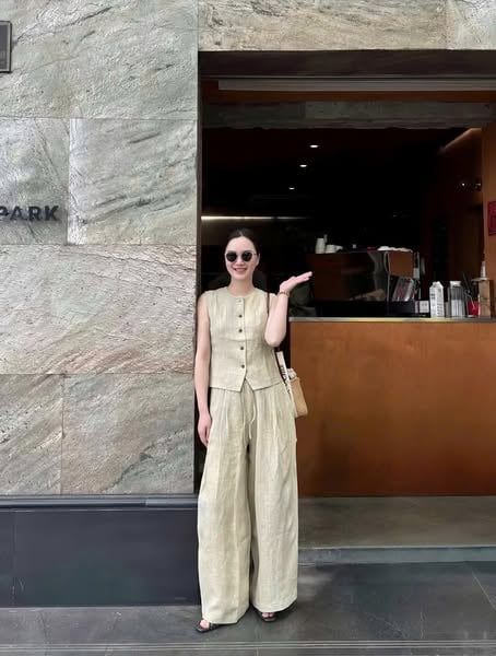 KS0870-Set basic, áo sát nách, quần suông Kem