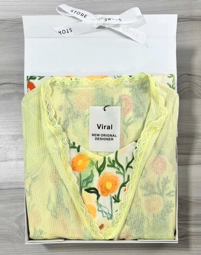 VRA0645-Set váy 2 dây hoa Vàng +áo khoác Xanh