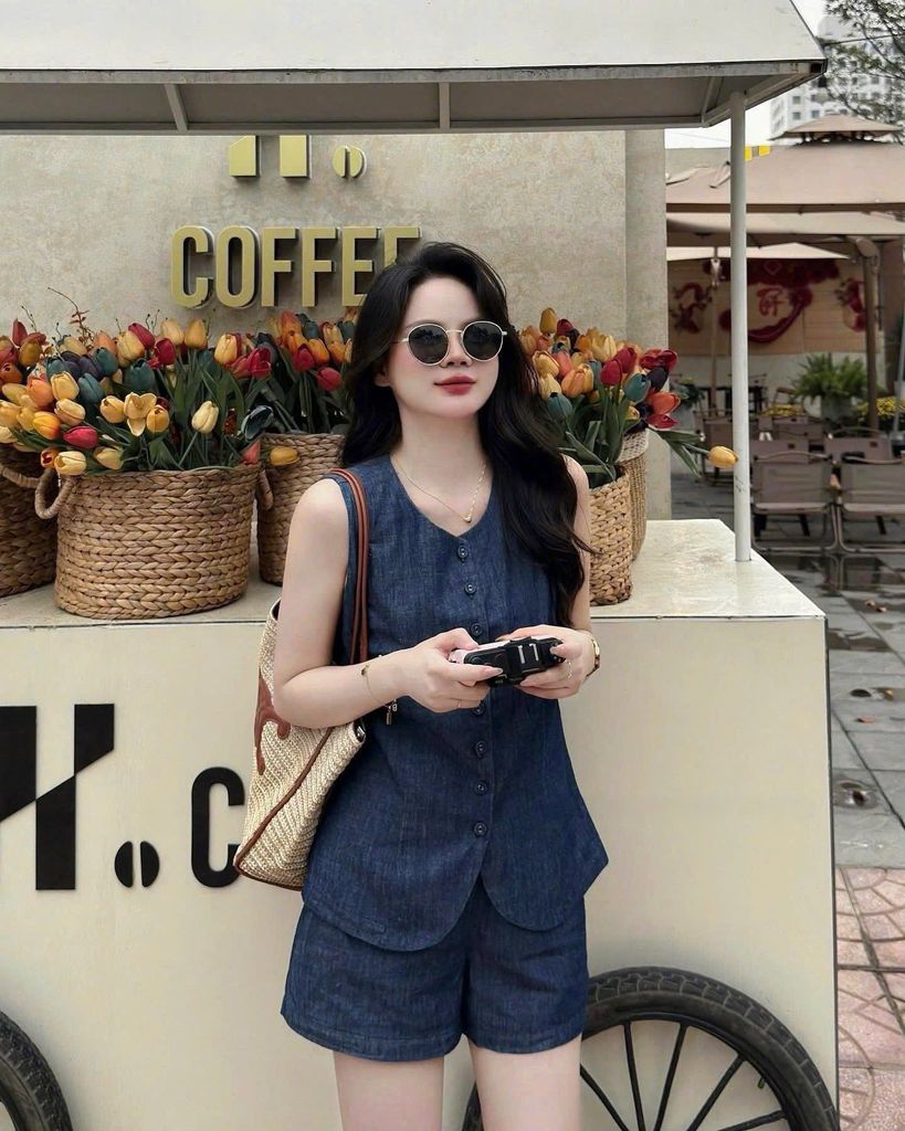 KS0875-Set jean, áo sát nách nút bọc +quần short X.Đen