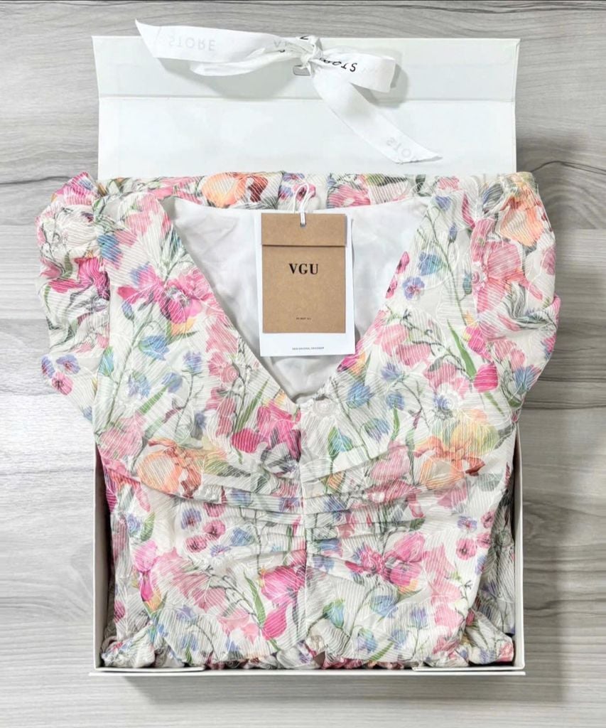 VGU0094 ĐẦM HOA HỒNG
