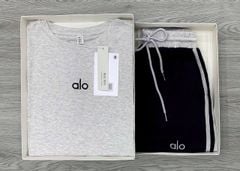 KS0912-Set áo thun body thêu alo Xám, quần short phối viền sọc Đen