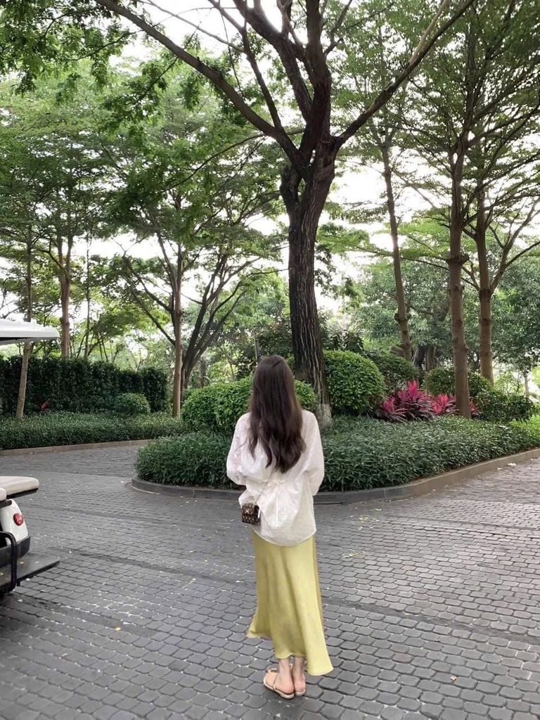 VGU0522 - SET ÁO TAY DÀI + CHÂN VÁY