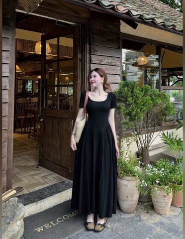 VGU0520 - ĐẦM DÀI ĐEN