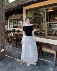 KS0896-Set áo bẹt vai, CV tầng thêu hoa Trắng (áo đen)