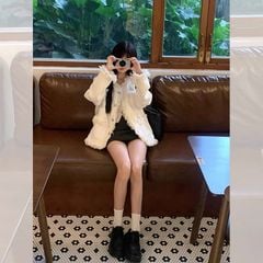 QCC0022-Áo dạ phối túi, viền tua rua Kem