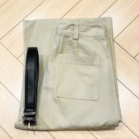 QCC2005 QUẦN KAKI + NỊT MIU (DA)