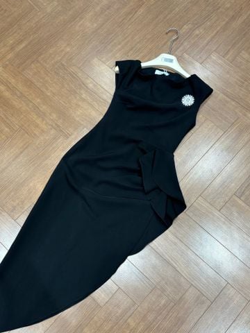 KT0002 ĐẦM TK LỆCH VAI + TAG  (ĐEN)