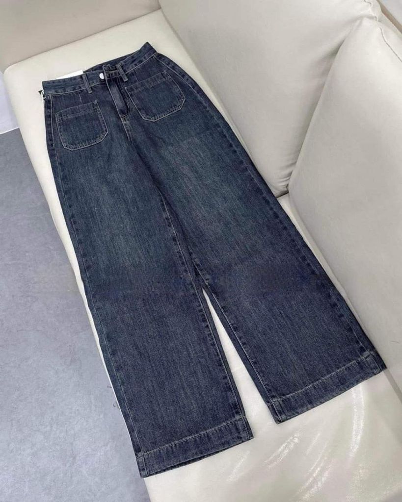 SET ÁO THUN , QUẦN JEANS DÀI