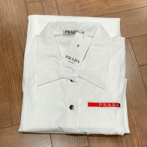 TUN0217 SET ÁO PRADA RÚT EO, CV DÀI (TRẮNG)