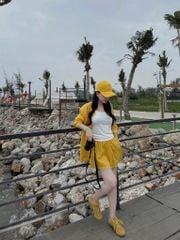 KS0895-Set 3 món (áo sơ mi vàng, áo thun 3lỗ trắng, quần short)