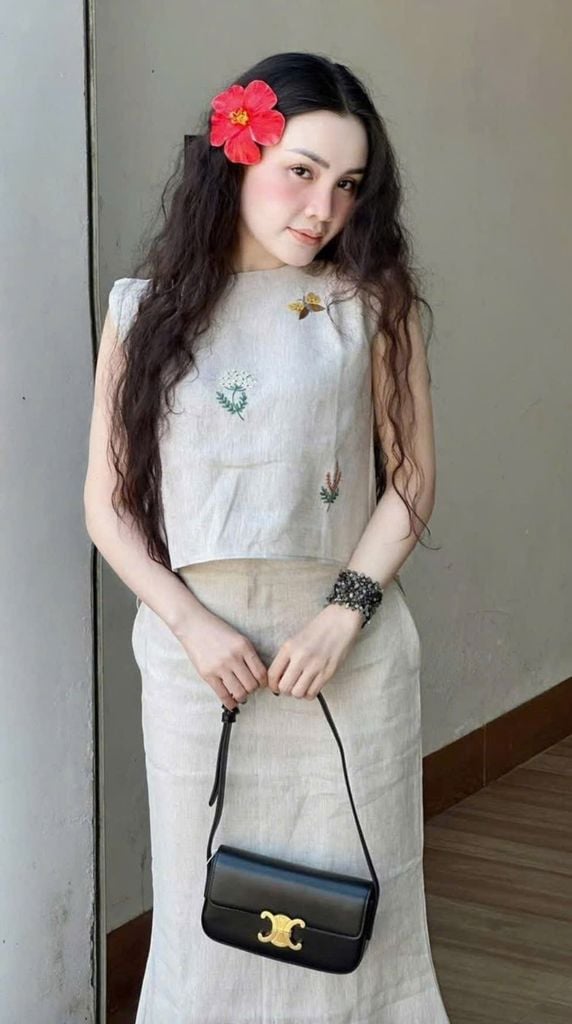 VGU0219 SET LINEN THÊU HỌA TIẾT, CV DÀI