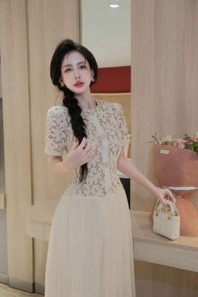 TB8217 - ĐẦM CAO CẤP DÀI PHỐI NÚT