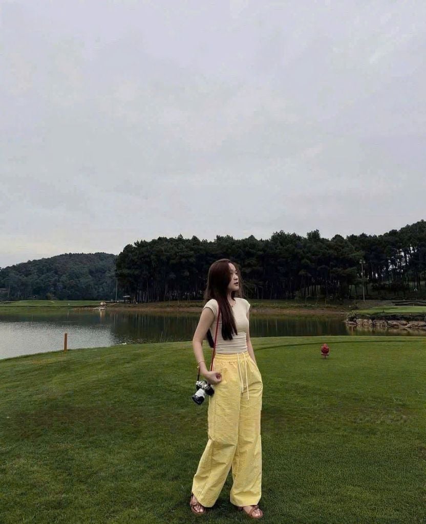 KS0777 - SET ÁO THUN BODY + QUẦN DÙ DÀI
