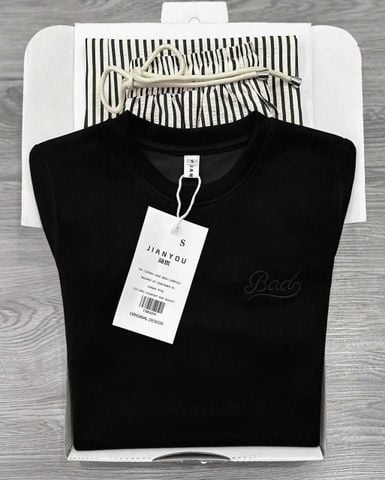 TB8420 - SET ÁO THUN ĐEN THÊU - QUẦN DÀI SỌC