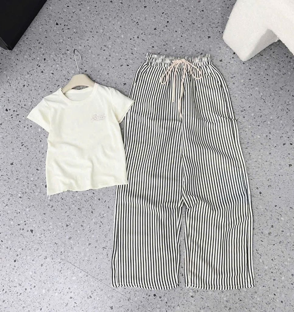 TB8421 - SET ÁO THUN KEM THÊU - QUẦN DÀI SỌC