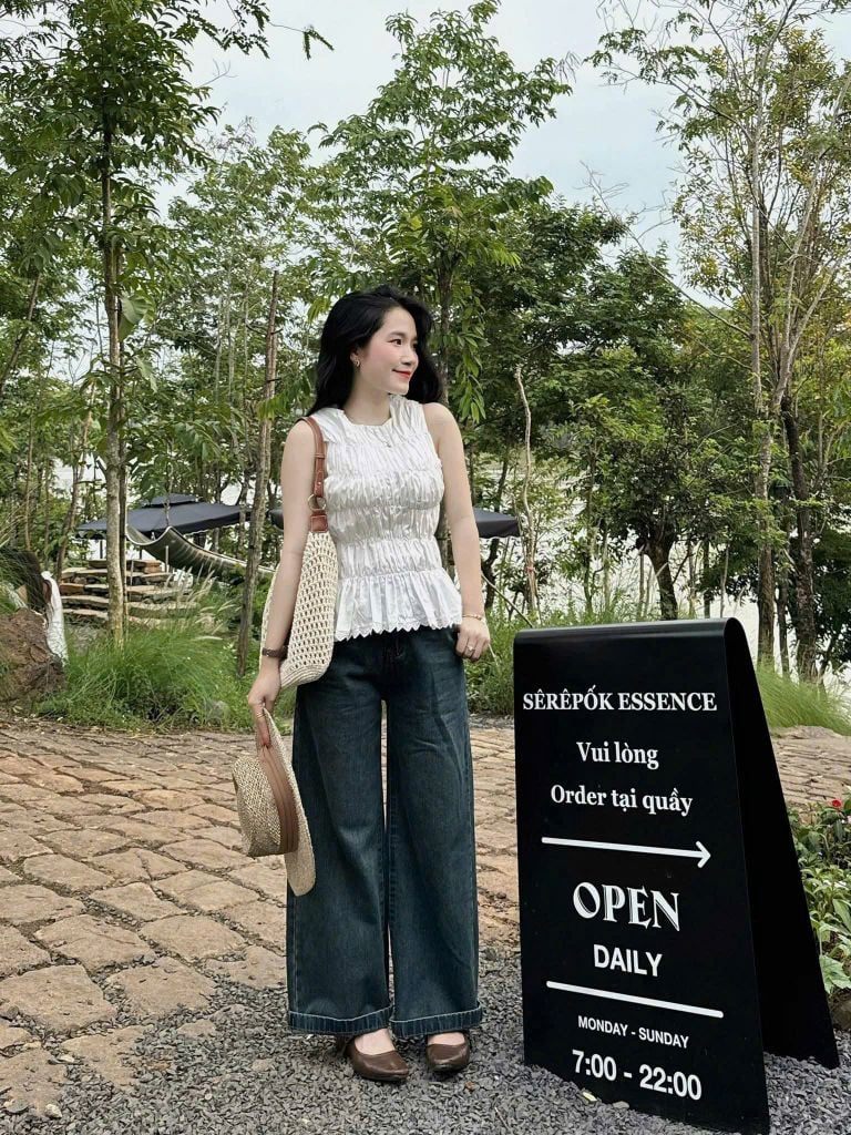 VGU0386 - SET ÁO KIỂU PHỐI VIỀN REN + QUẦN JEAN DÀI