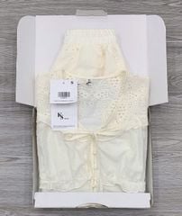 KS0851 Set xô thêu bèo ngực nút ngọc + quần short (Kem)
