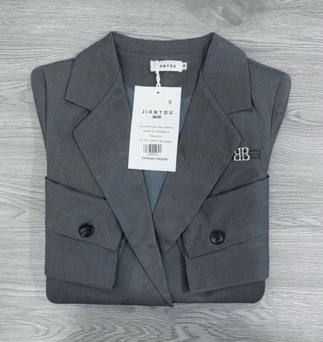 TB2991- Áo Vest QC đính logo BB Xám (áo lẻ)