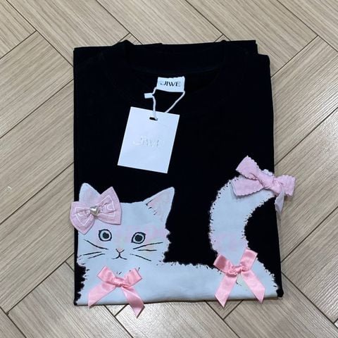 TUN0078 T-SHIRT MÈO ĐÍNH NƠ (ĐEN)