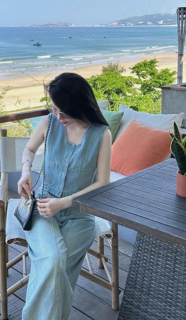 TB7157-Set Jean áo gile phối túi, quần suông lai tua rua CC (X.Nhạt)