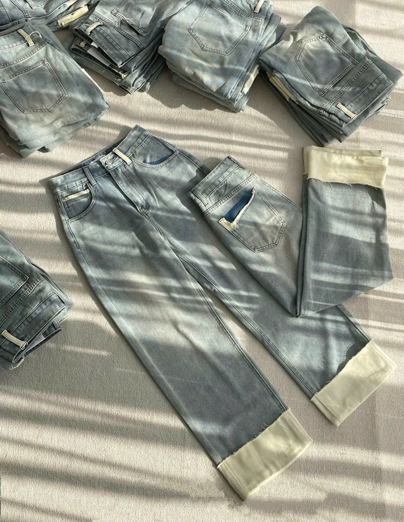 VGU8777-Quần jean QC lật gấu (quần lẻ)