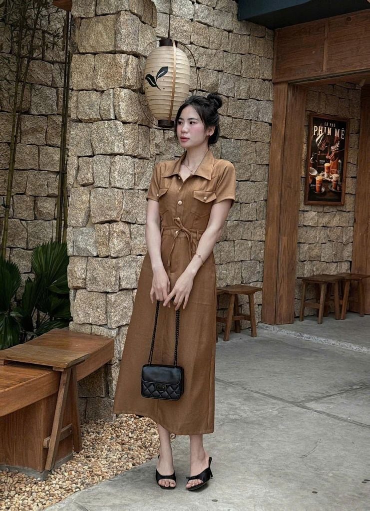 VGU9132-Đầm dài phối túi Nâu (kèm dây cột eo)