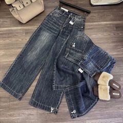 VGU9278-Quần jean túi sau thêu mèo