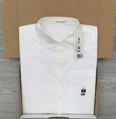 KS0260 ÁO SƠMI THÊU GẤU TAY NGẮN (TRẮNG)