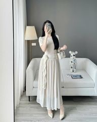 VRA0375 ĐẦM REN PHỐI HOA EO (KEM)