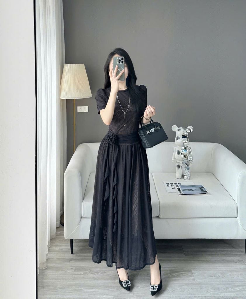 VRA0374 ĐẦM REN PHỐI HOA EO (ĐEN)