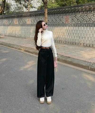 TB7685 QUẦN JEANS CHẠY CHỈ KÈM NỊT
