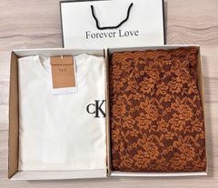 VGU9429-Set áo thun tay ngắn , CV ren hoa Nâu (áo trắng)