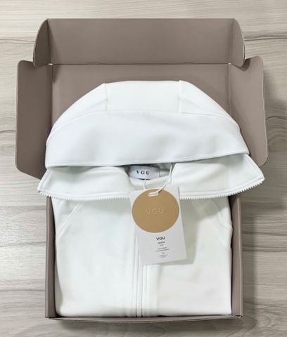VGU9591 ÁO KHOÁC (TRẮNG)